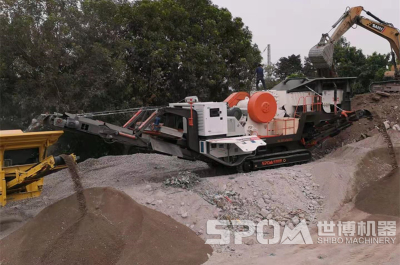 履帶顎式移動破碎站