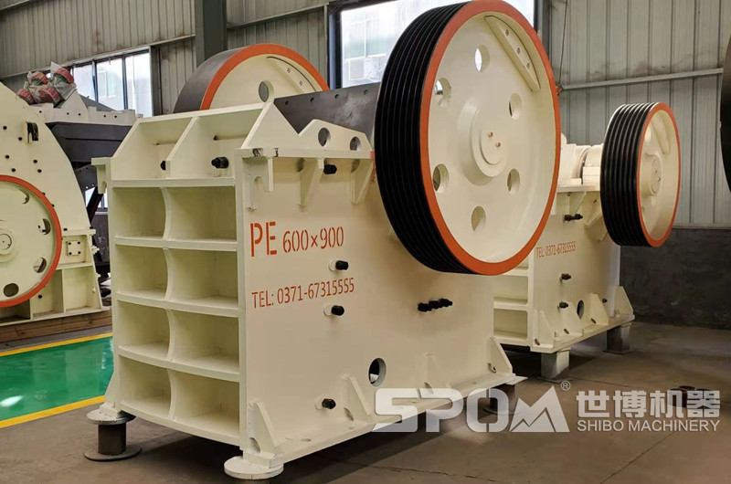 69百顎破碎機(jī)，六九破碎機(jī)，PE600x900顎式破碎機(jī)