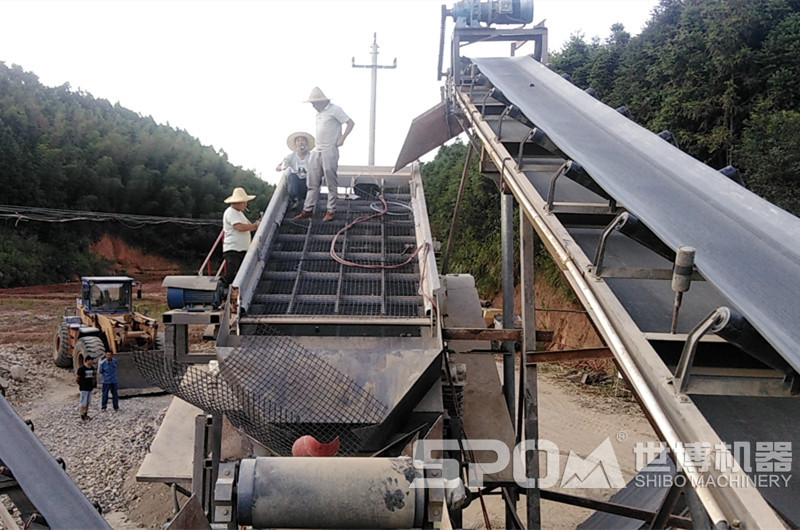 振動篩安裝現場